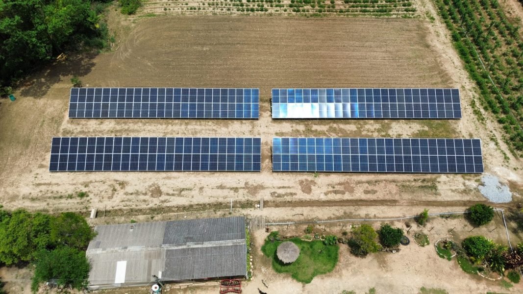 Sistema fotovoltaico de 109 kWp em Taubaté · SP